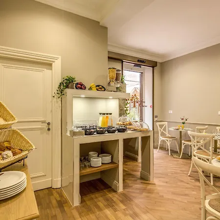 Charme Spagna Boutique ホテル 3*