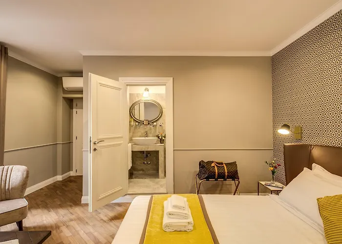 Charme Spagna Boutique Otel