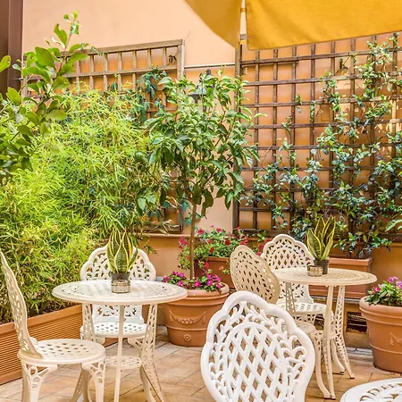 Otel Charme Spagna Boutique 3*